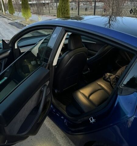 Синій Тесла Модель 3, об'ємом двигуна 0 л та пробігом 33 тис. км за 23400 $, фото 8 на Automoto.ua