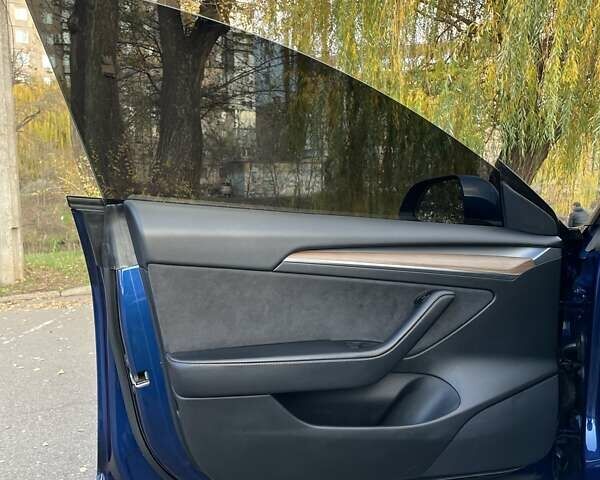 Синій Тесла Модель 3, об'ємом двигуна 0 л та пробігом 82 тис. км за 21500 $, фото 24 на Automoto.ua