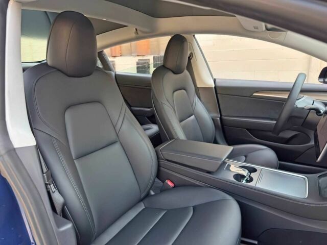 Синій Тесла Модель 3, об'ємом двигуна 0 л та пробігом 25 тис. км за 6919 $, фото 9 на Automoto.ua