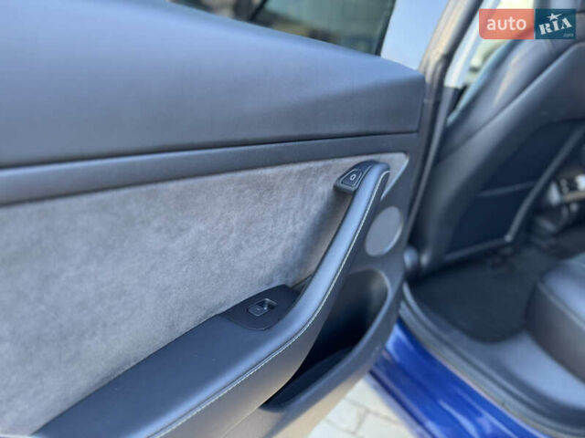 Синій Тесла Модель 3, об'ємом двигуна 0 л та пробігом 146 тис. км за 18800 $, фото 19 на Automoto.ua