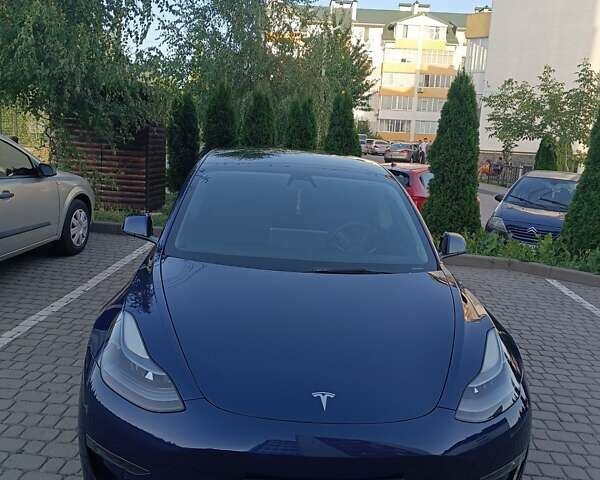 Синий Тесла Модель 3, объемом двигателя 0 л и пробегом 39 тыс. км за 21700 $, фото 3 на Automoto.ua