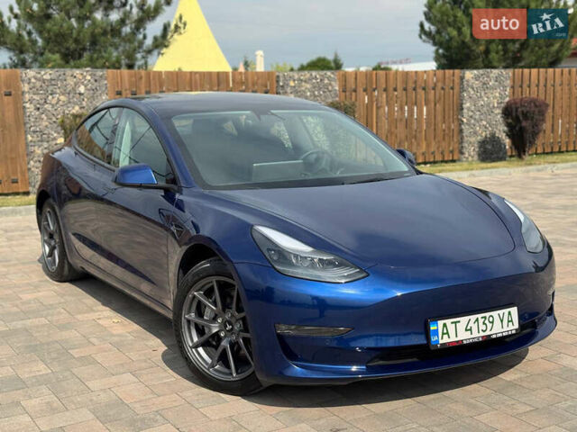 Синій Тесла Модель 3, об'ємом двигуна 0 л та пробігом 32 тис. км за 21999 $, фото 1 на Automoto.ua