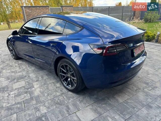 Тесла Модель 3 2021 у Луцьку на Automoto.ua Синій Тесла Модель 3, об'ємом двигуна 0 л та пробігом 59 тис. км за 19000 $, фото 5 на Automoto.ua