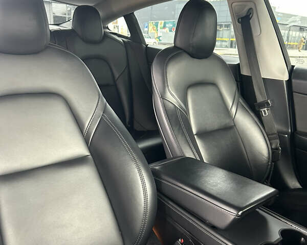 Синій Тесла Модель 3, об'ємом двигуна 0 л та пробігом 160 тис. км за 16000 $, фото 11 на Automoto.ua