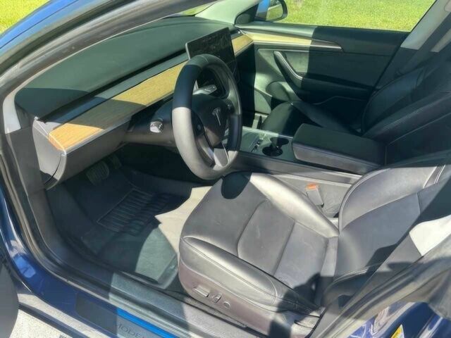 Синій Тесла Модель 3, об'ємом двигуна 0 л та пробігом 12 тис. км за 10000 $, фото 6 на Automoto.ua