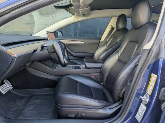 Тесла Модель 3 2021 у Києві на Automoto.ua Синій Тесла Модель 3, об'ємом двигуна 0 л та пробігом 28 тис. км за 8900 $, фото 9 на Automoto.ua