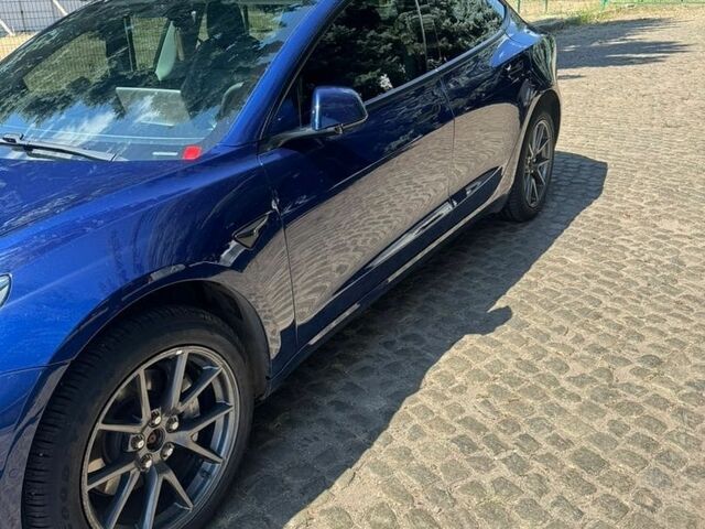 Синій Тесла Модель 3, об'ємом двигуна 0 л та пробігом 98 тис. км за 21500 $, фото 1 на Automoto.ua