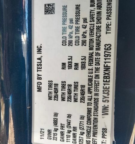 Синій Тесла Модель 3, об'ємом двигуна 0 л та пробігом 69 тис. км за 20500 $, фото 25 на Automoto.ua