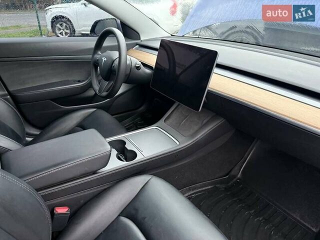 Синій Тесла Модель 3, об'ємом двигуна 0 л та пробігом 92 тис. км за 12500 $, фото 17 на Automoto.ua