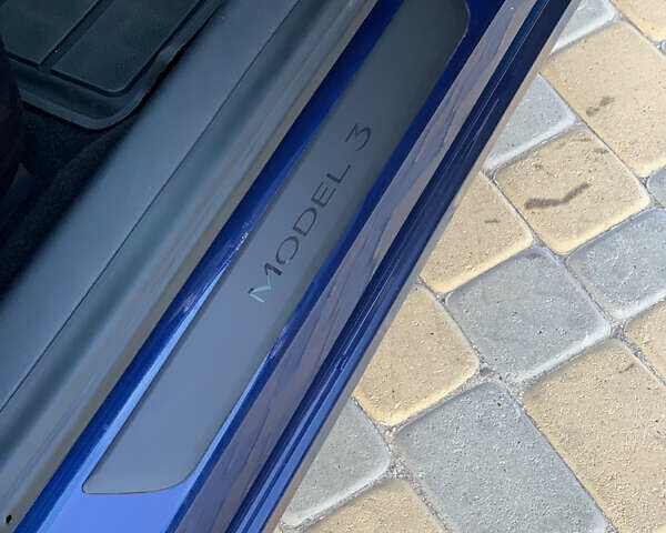 Синій Тесла Модель 3, об'ємом двигуна 0 л та пробігом 81 тис. км за 24999 $, фото 26 на Automoto.ua