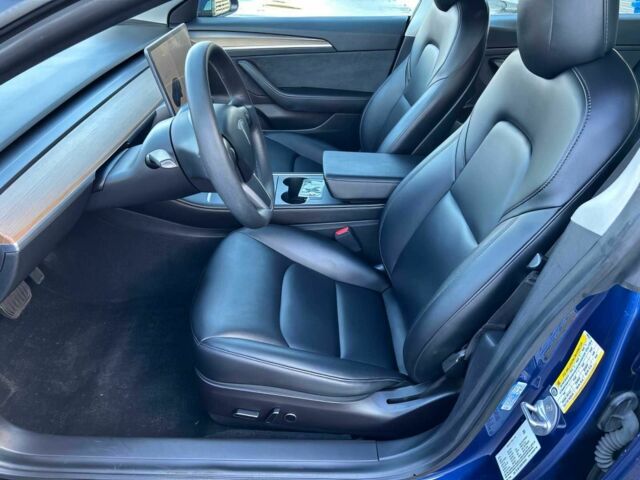 Синій Тесла Модель 3, об'ємом двигуна 0 л та пробігом 12 тис. км за 9000 $, фото 6 на Automoto.ua