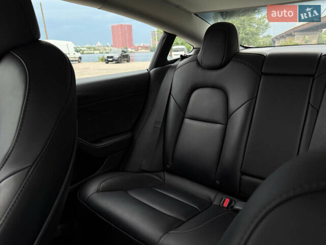 Тесла Модель 3 2021 в Киеве на Automoto.ua Синий Тесла Модель 3, объемом двигателя 0 л и пробегом 62 тыс. км за 22400 $, фото 24 на Automoto.ua