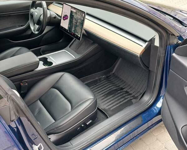 Синий Тесла Модель 3, объемом двигателя 0 л и пробегом 93 тыс. км за 18500 $, фото 17 на Automoto.ua