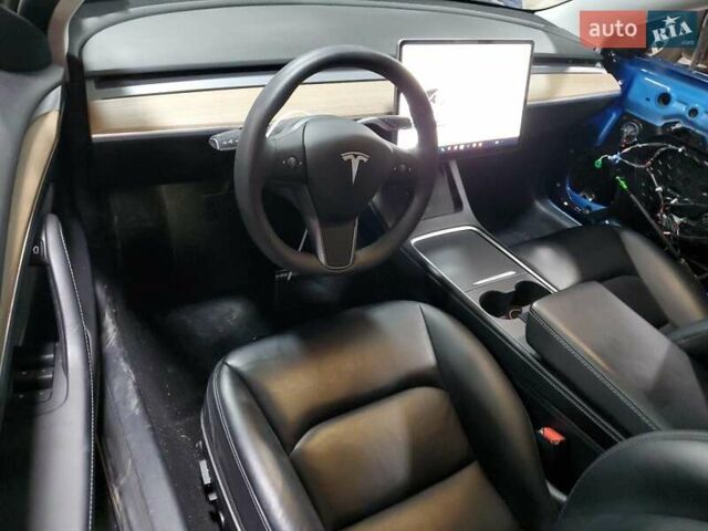 Синий Тесла Модель 3, объемом двигателя 0 л и пробегом 60 тыс. км за 15000 $, фото 11 на Automoto.ua
