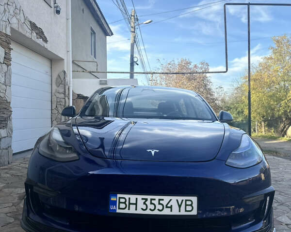 Тесла Модель 3 2021 в Одессе на Automoto.ua Синий Тесла Модель 3, объемом двигателя 0 л и пробегом 101 тыс. км за 19500 $, фото 1 на Automoto.ua