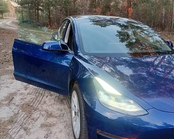 Тесла Модель 3 2021 в Ирпене на Automoto.ua Синий Тесла Модель 3, объемом двигателя 0 л и пробегом 21 тыс. км за 18500 $, фото 9 на Automoto.ua