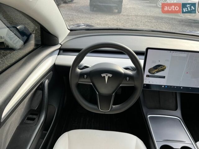 Синій Тесла Модель 3, об'ємом двигуна 0 л та пробігом 69 тис. км за 23500 $, фото 10 на Automoto.ua