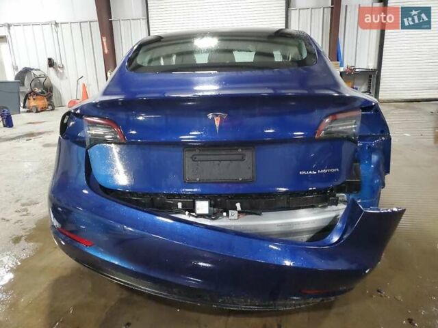 Синий Тесла Модель 3, объемом двигателя 0 л и пробегом 60 тыс. км за 15000 $, фото 1 на Automoto.ua