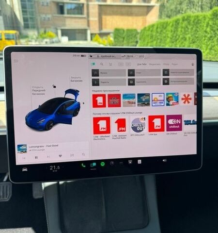 Синій Тесла Модель 3, об'ємом двигуна 0 л та пробігом 79 тис. км за 21800 $, фото 66 на Automoto.ua