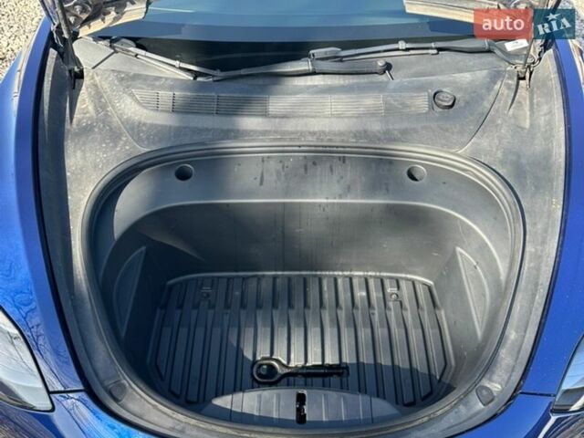 Синий Тесла Модель 3, объемом двигателя 0 л и пробегом 55 тыс. км за 22500 $, фото 15 на Automoto.ua