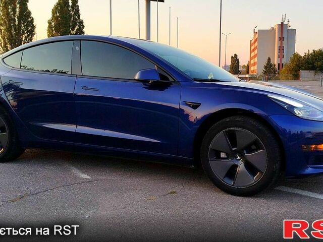 Синій Тесла Модель 3, об'ємом двигуна 0 л та пробігом 67 тис. км за 18500 $, фото 2 на Automoto.ua