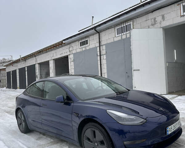 Синий Тесла Модель 3, объемом двигателя 0 л и пробегом 117 тыс. км за 16499 $, фото 2 на Automoto.ua