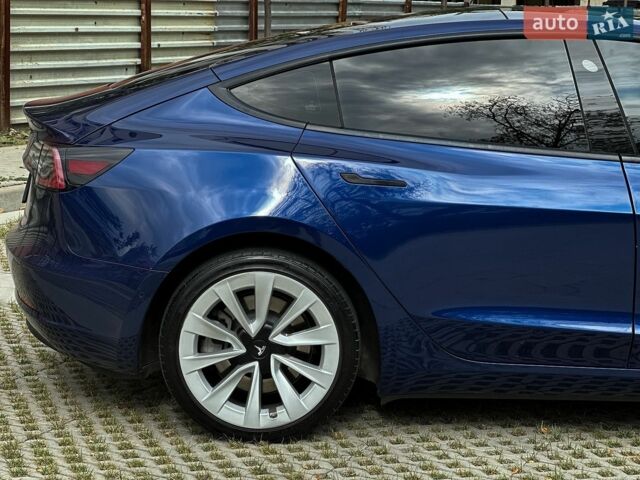 Синий Тесла Модель 3, объемом двигателя 0 л и пробегом 137 тыс. км за 16990 $, фото 23 на Automoto.ua