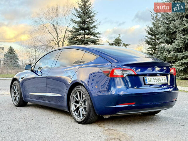 Синій Тесла Модель 3, об'ємом двигуна 0 л та пробігом 76 тис. км за 17999 $, фото 12 на Automoto.ua