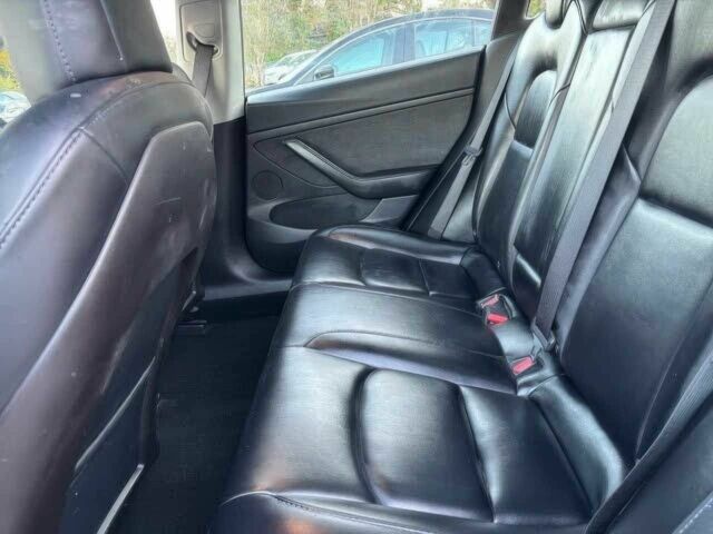 Синий Тесла Модель 3, объемом двигателя 0 л и пробегом 20 тыс. км за 14000 $, фото 11 на Automoto.ua