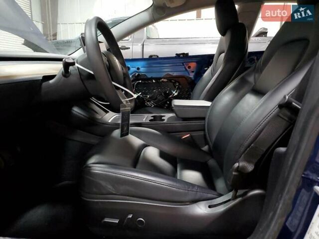 Синий Тесла Модель 3, объемом двигателя 0 л и пробегом 60 тыс. км за 15000 $, фото 8 на Automoto.ua