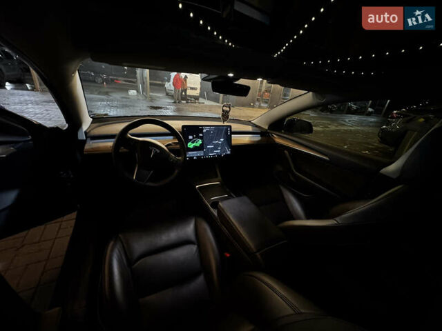 Синий Тесла Модель 3, объемом двигателя 0 л и пробегом 76 тыс. км за 19000 $, фото 15 на Automoto.ua