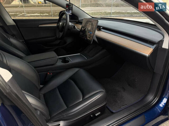 Синий Тесла Модель 3, объемом двигателя 0 л и пробегом 107 тыс. км за 19000 $, фото 3 на Automoto.ua