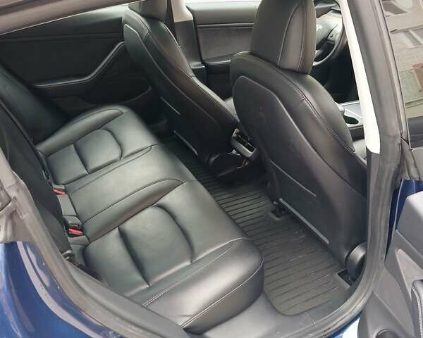 Синий Тесла Модель 3, объемом двигателя 0 л и пробегом 93 тыс. км за 18500 $, фото 16 на Automoto.ua