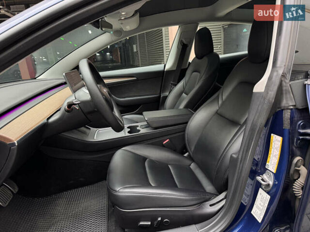 Синий Тесла Модель 3, объемом двигателя 0 л и пробегом 37 тыс. км за 22000 $, фото 25 на Automoto.ua