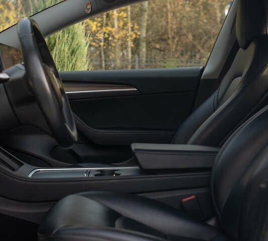 Синий Тесла Модель 3, объемом двигателя 0 л и пробегом 39 тыс. км за 20500 $, фото 9 на Automoto.ua