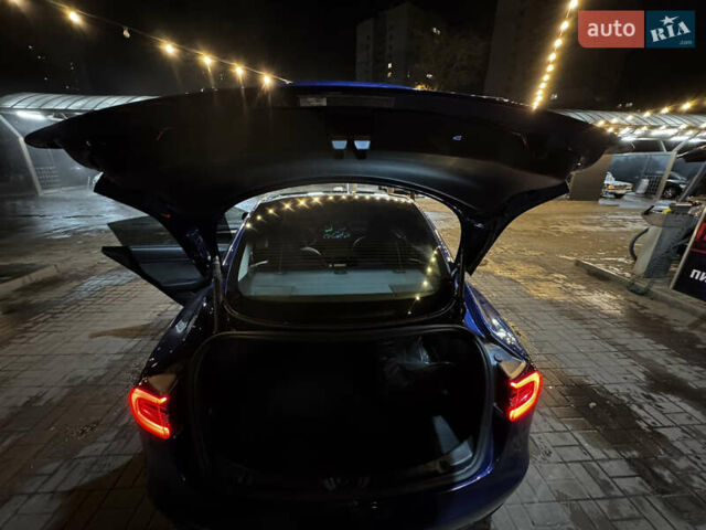 Синий Тесла Модель 3, объемом двигателя 0 л и пробегом 76 тыс. км за 19000 $, фото 9 на Automoto.ua