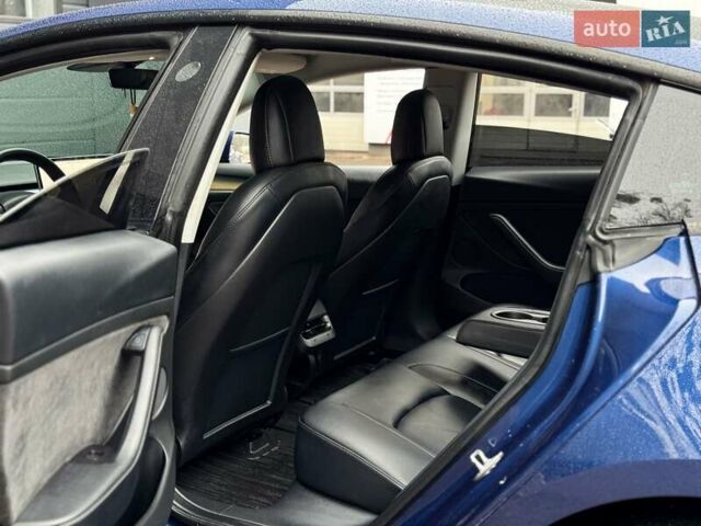 Синій Тесла Модель 3, об'ємом двигуна 0 л та пробігом 88 тис. км за 19999 $, фото 13 на Automoto.ua