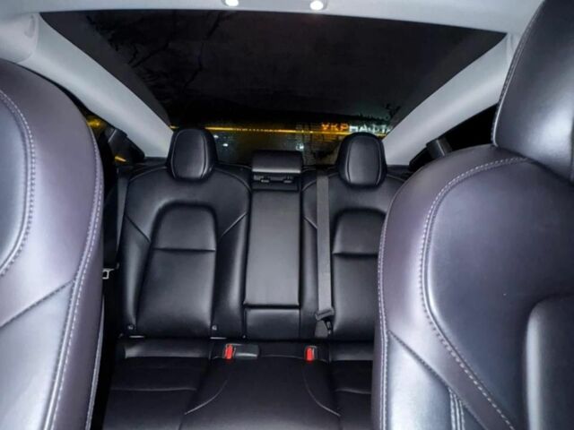 Синій Тесла Модель 3, об'ємом двигуна 0 л та пробігом 68 тис. км за 22500 $, фото 11 на Automoto.ua