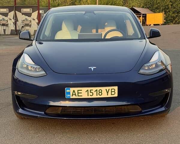 Синій Тесла Модель 3, об'ємом двигуна 0 л та пробігом 60 тис. км за 28000 $, фото 3 на Automoto.ua