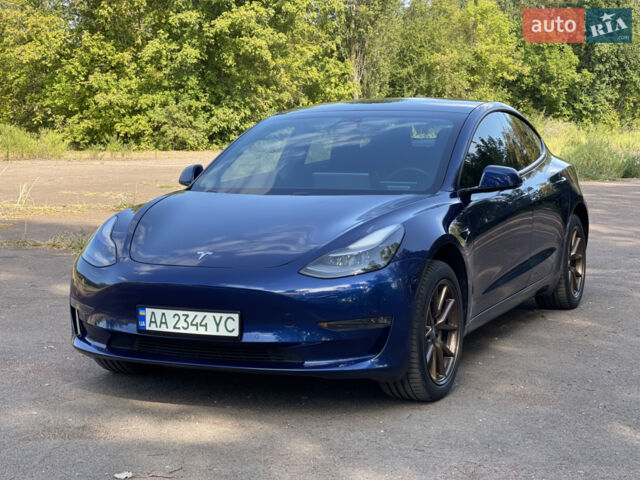 Синій Тесла Модель 3, об'ємом двигуна 0 л та пробігом 110 тис. км за 19800 $, фото 2 на Automoto.ua
