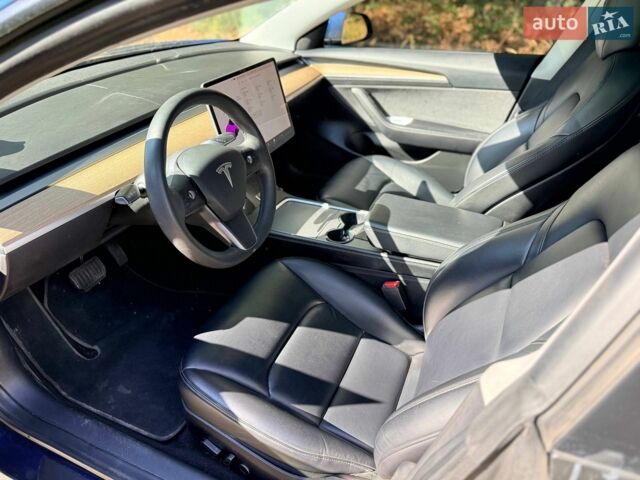Синій Тесла Модель 3, об'ємом двигуна 0 л та пробігом 129 тис. км за 16900 $, фото 5 на Automoto.ua