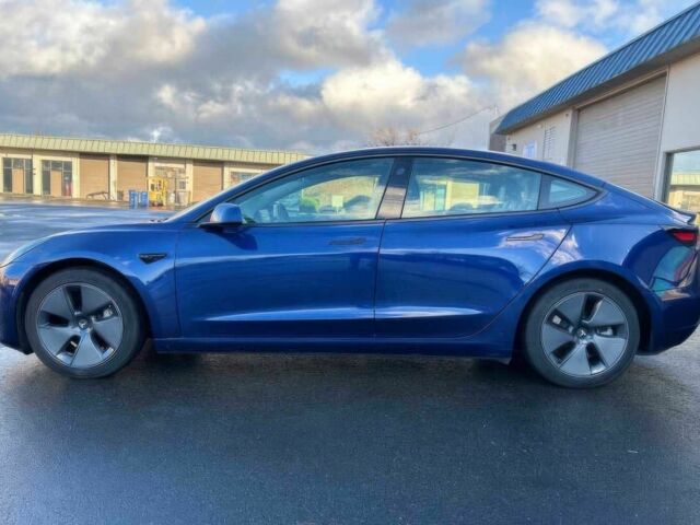 Синій Тесла Модель 3, об'ємом двигуна 0 л та пробігом 12 тис. км за 9000 $, фото 2 на Automoto.ua