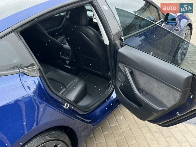 Синій Тесла Модель 3, об'ємом двигуна 0 л та пробігом 40 тис. км за 23200 $, фото 26 на Automoto.ua