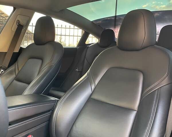 Синій Тесла Модель 3, об'ємом двигуна 0 л та пробігом 82 тис. км за 21500 $, фото 36 на Automoto.ua