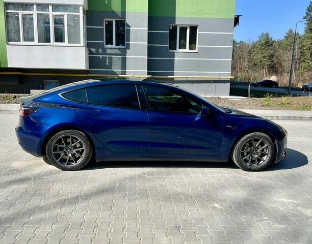 Синий Тесла Модель 3, объемом двигателя 0 л и пробегом 173 тыс. км за 17999 $, фото 5 на Automoto.ua