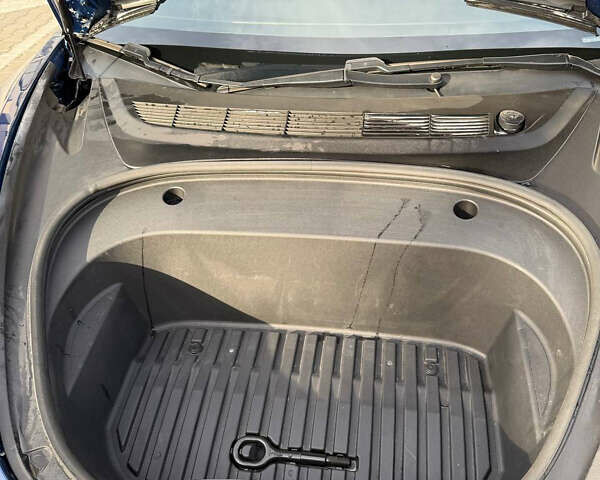 Синий Тесла Модель 3, объемом двигателя 0 л и пробегом 65 тыс. км за 21100 $, фото 18 на Automoto.ua