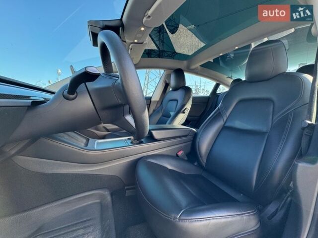 Синій Тесла Модель 3, об'ємом двигуна 0 л та пробігом 50 тис. км за 25000 $, фото 9 на Automoto.ua