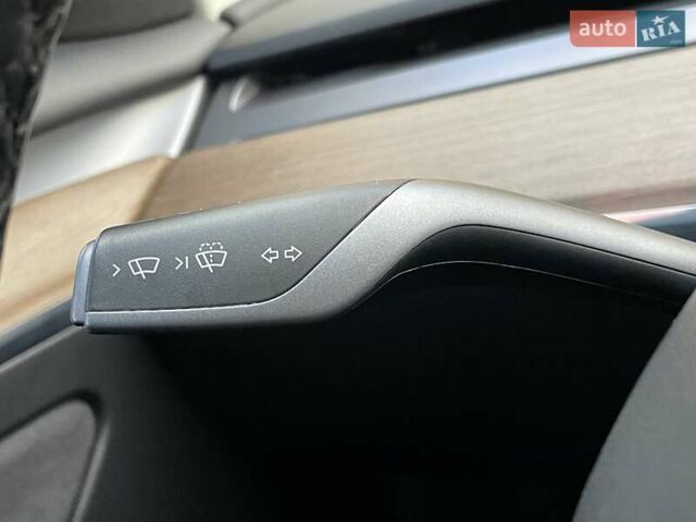 Синій Тесла Модель 3, об'ємом двигуна 0 л та пробігом 82 тис. км за 21500 $, фото 32 на Automoto.ua