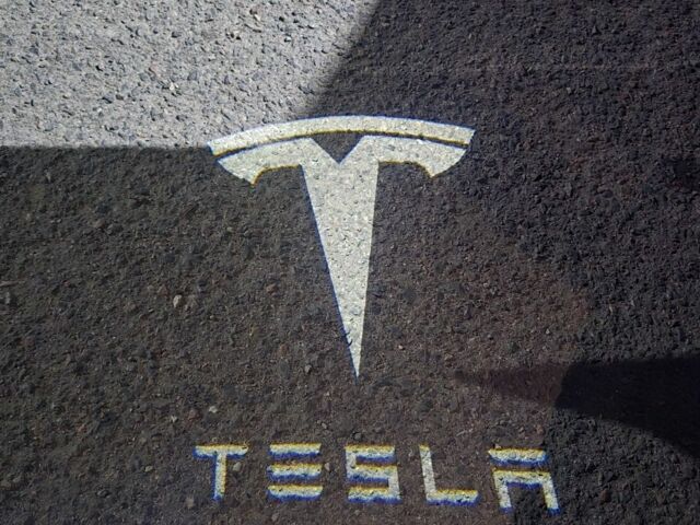 Синій Тесла Модель 3, об'ємом двигуна 0 л та пробігом 68 тис. км за 22500 $, фото 14 на Automoto.ua