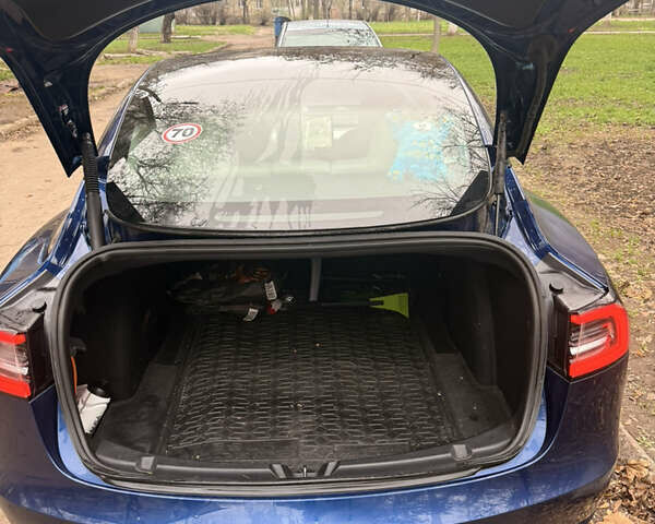 Синий Тесла Модель 3, объемом двигателя 0 л и пробегом 83 тыс. км за 19000 $, фото 16 на Automoto.ua